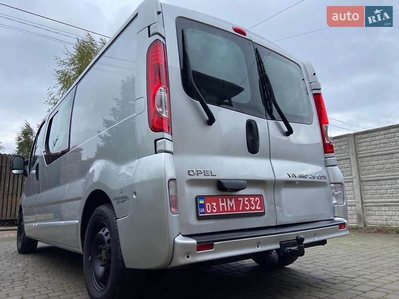Минивэн Opel Vivaro 2012 в Луцке фото 44 Минивэн Opel Vivaro 2012 в Луцке