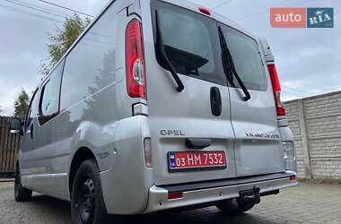 Мінівен Opel Vivaro 2012 в 