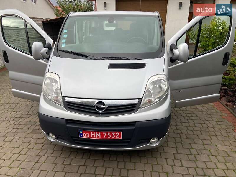 Минивэн Opel Vivaro 2012 в Луцке фото 35 Минивэн Opel Vivaro 2012 в Луцке