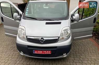 Мінівен Opel Vivaro 2012 в 