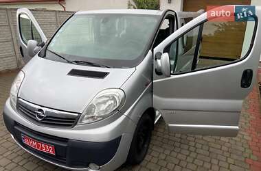 Мінівен Opel Vivaro 2012 в 