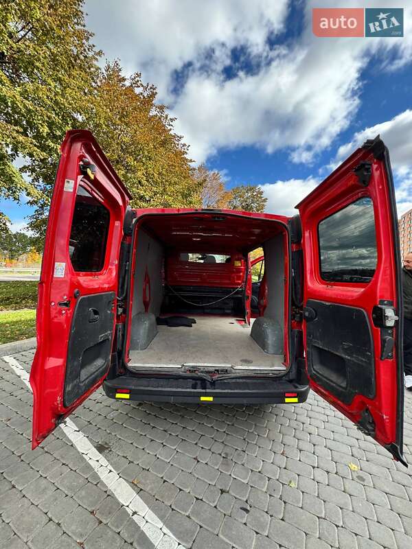 Грузовой фургон Opel Vivaro 2017 в Виннице