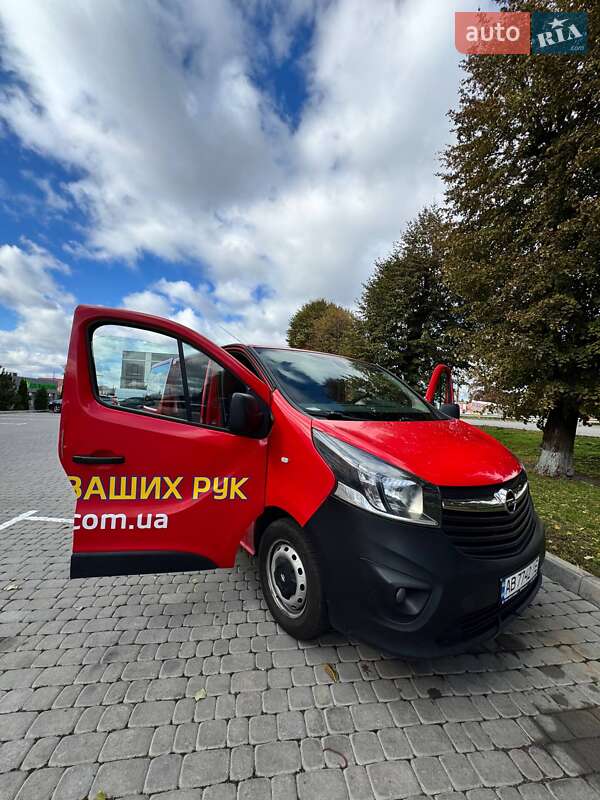 Грузовой фургон Opel Vivaro 2017 в Виннице