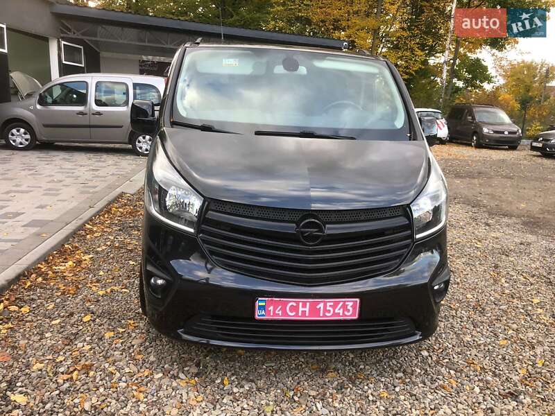 Opel Vivaro 2015
