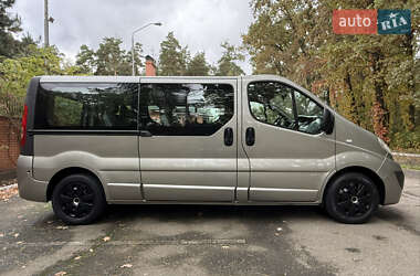 Минивэн Opel Vivaro 2013 в 