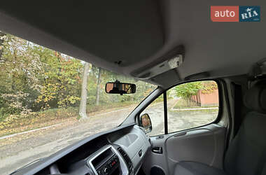 Минивэн Opel Vivaro 2013 в 