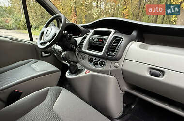 Минивэн Opel Vivaro 2013 в 