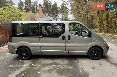 Минивэн Opel Vivaro 2013 в 