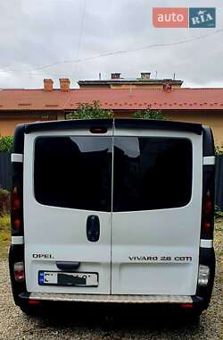 Минивэн Opel Vivaro 2004 в 