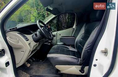 Минивэн Opel Vivaro 2004 в 