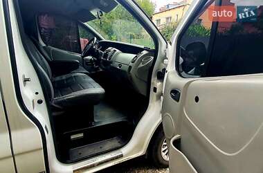 Минивэн Opel Vivaro 2004 в 