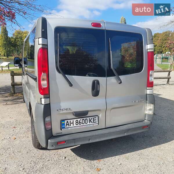 Минивэн Opel Vivaro 2008 в Покровске фото 7 Минивэн Opel Vivaro 2008 в Покровске