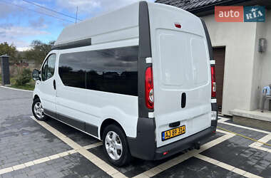 Минивэн Opel Vivaro 2013 в 