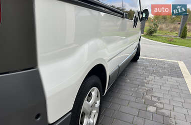 Минивэн Opel Vivaro 2013 в 