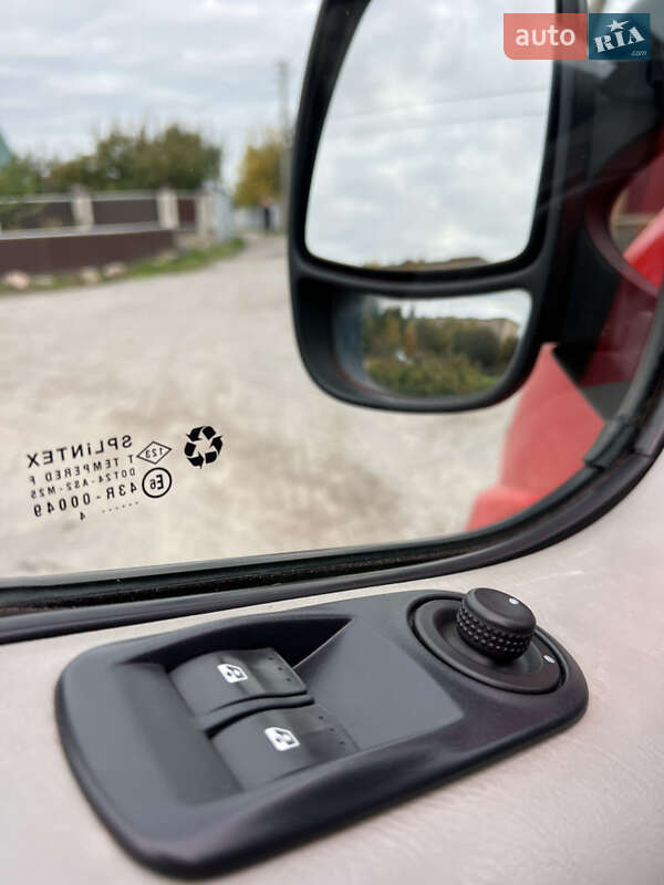 Грузовой фургон Opel Vivaro 2014 в Белой Церкви