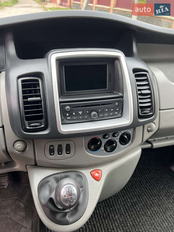 Грузовой фургон Opel Vivaro 2014 в Белой Церкви