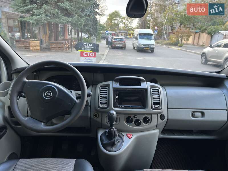 Минивэн Opel Vivaro 2007 в Николаеве