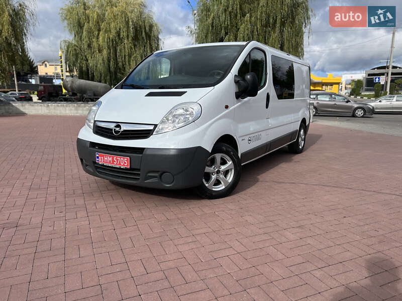 Мінівен Opel Vivaro 2014 в Рівному фото 3 Мінівен Opel Vivaro 2014 в Рівному