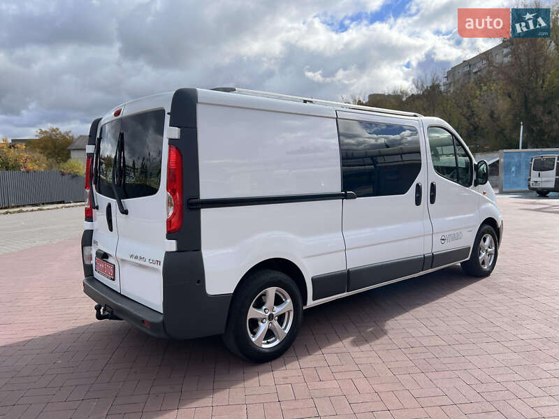 Мінівен Opel Vivaro 2014 в Рівному фото 11 Мінівен Opel Vivaro 2014 в Рівному