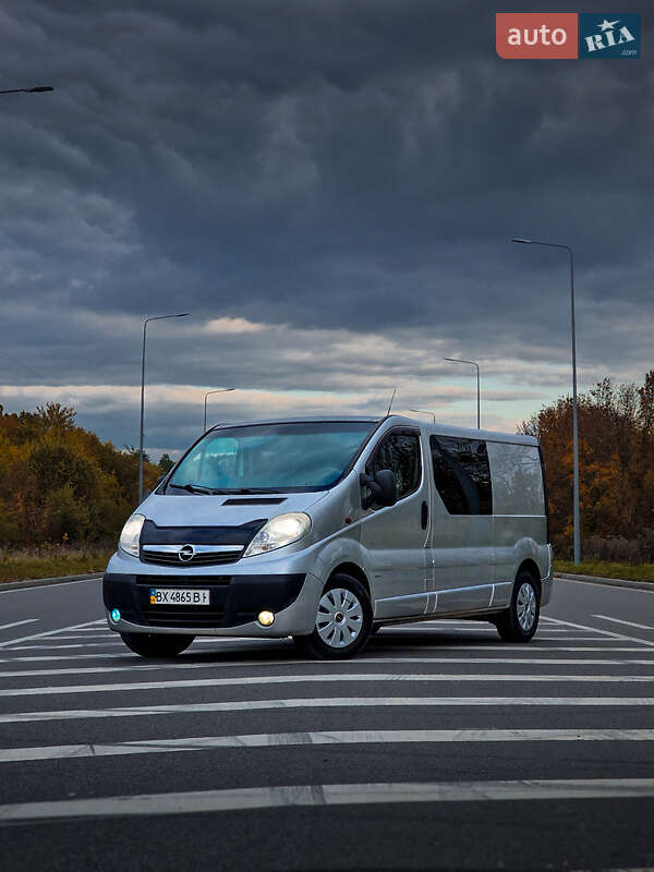 Opel Vivaro 2008