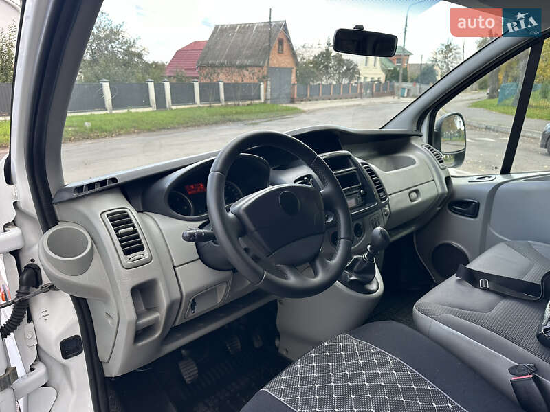 Минивэн Opel Vivaro 2014 в Виннице