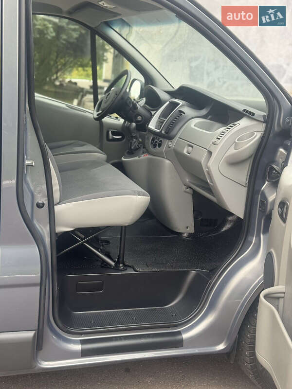 Вантажний фургон Opel Vivaro 2013 в Рівному фото 21 Вантажний фургон Opel Vivaro 2013 в Рівному