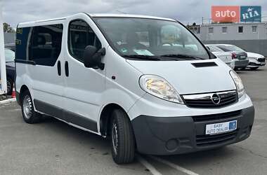 Минивэн Opel Vivaro 2007 в 