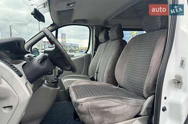 Минивэн Opel Vivaro 2007 в 