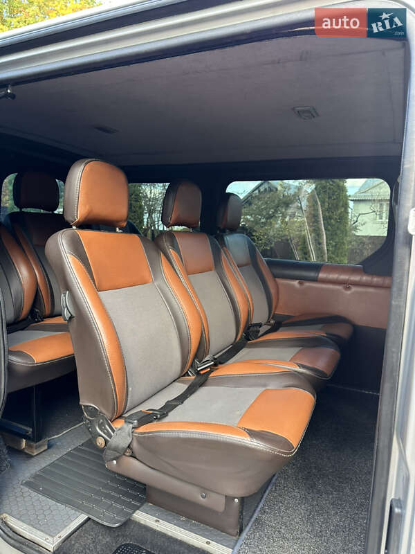 Минивэн Opel Vivaro 2002 в Косове фото 13 Минивэн Opel Vivaro 2002 в Косове