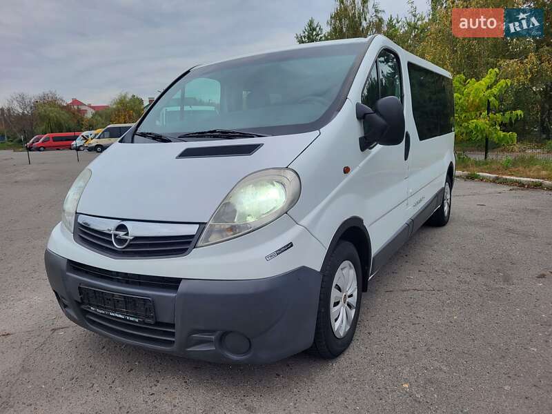 Мінівен Opel Vivaro 2007 в Хмельницькому