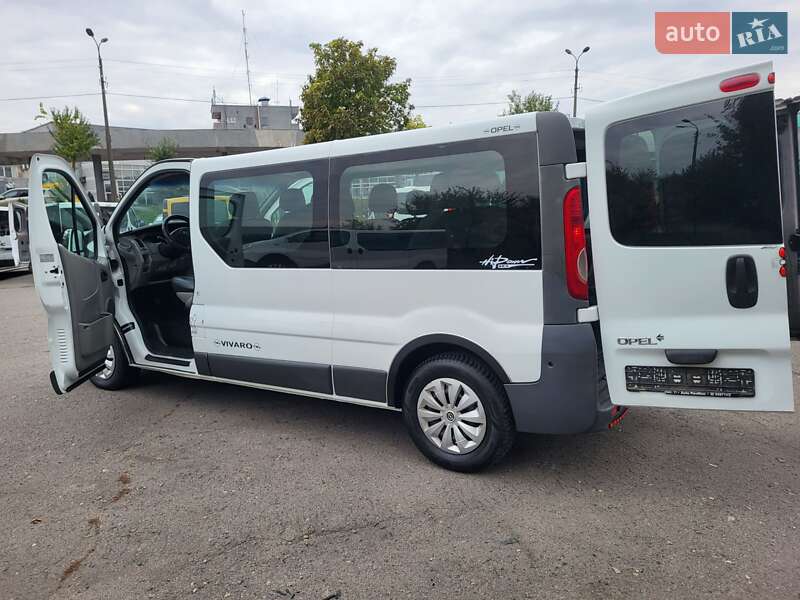 Мінівен Opel Vivaro 2007 в Хмельницькому