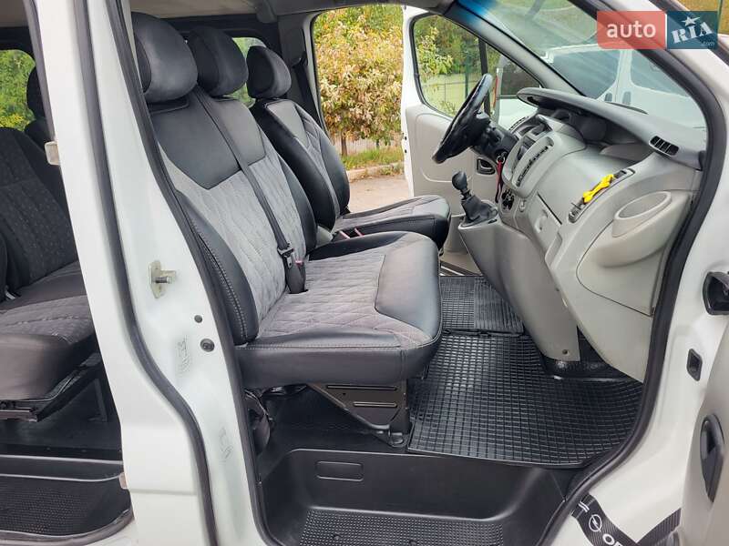 Мінівен Opel Vivaro 2007 в Хмельницькому