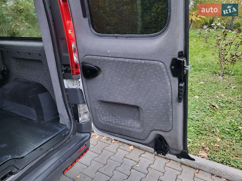 Мінівен Opel Vivaro 2007 в Хмельницькому