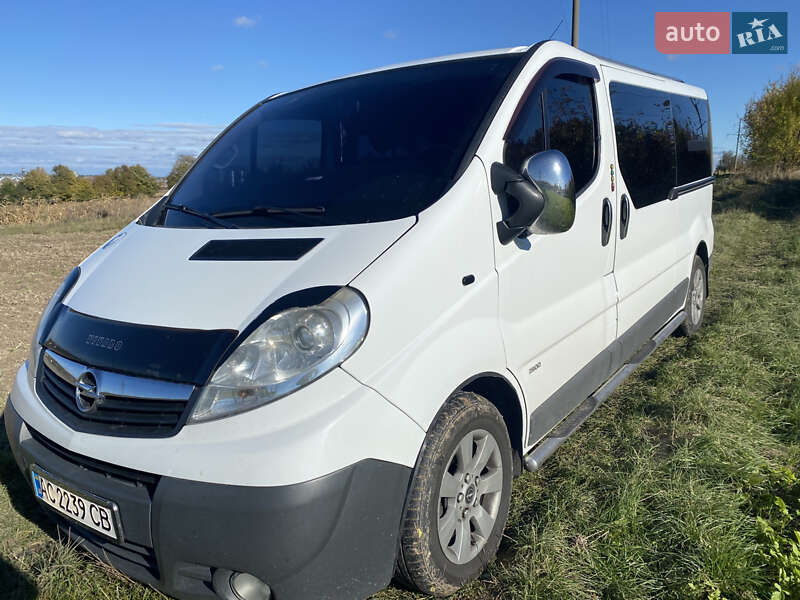 Мінівен Opel Vivaro 2007 в Володимирі