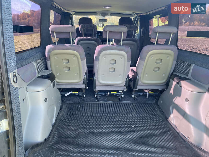 Мінівен Opel Vivaro 2007 в Володимирі