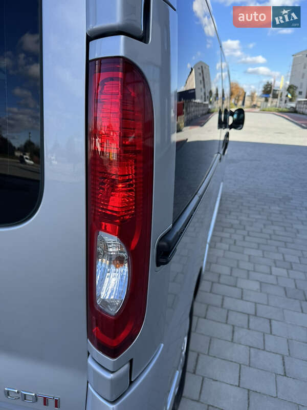 Минивэн Opel Vivaro 2011 в Ивано-Франковске фото 43 Минивэн Opel Vivaro 2011 в Ивано-Франковске