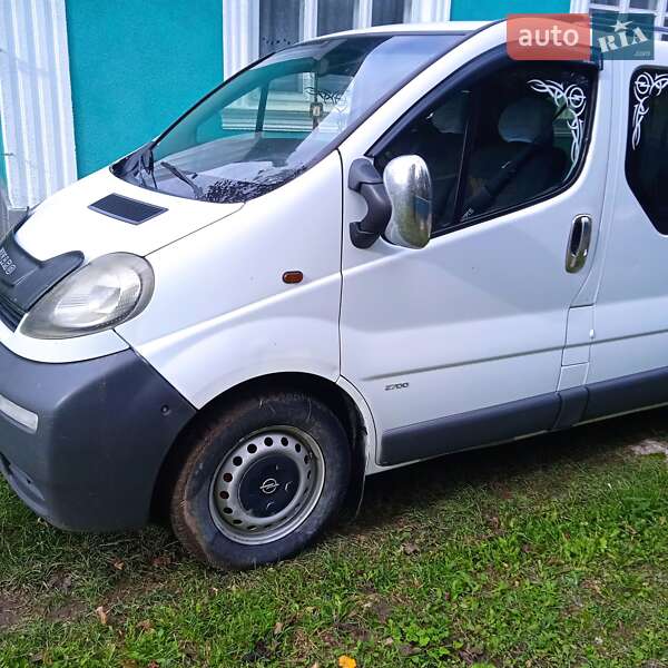 Мінівен Opel Vivaro 2004 в Дунаївцях