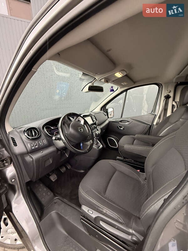 Мінівен Opel Vivaro 2018 в Івано-Франківську