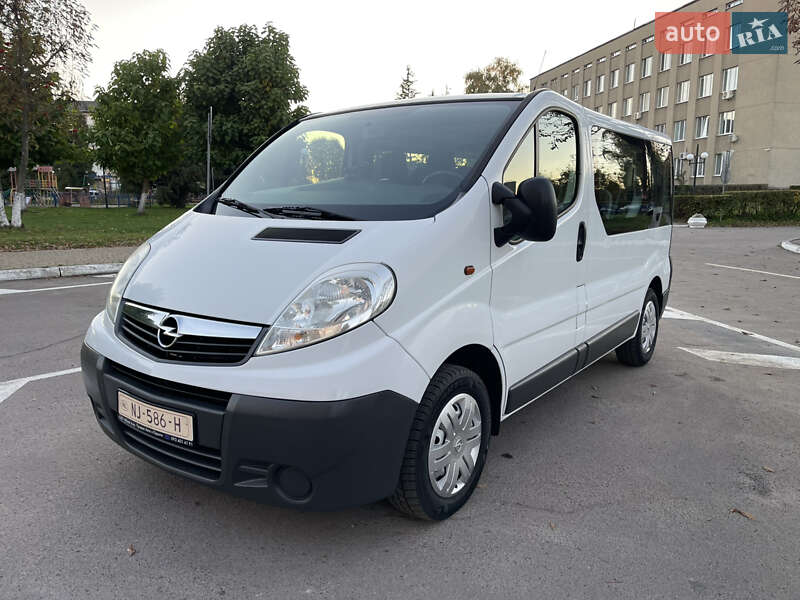 Минивэн Opel Vivaro 2011 в Радивилове