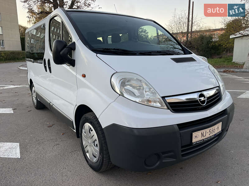 Минивэн Opel Vivaro 2011 в Радивилове