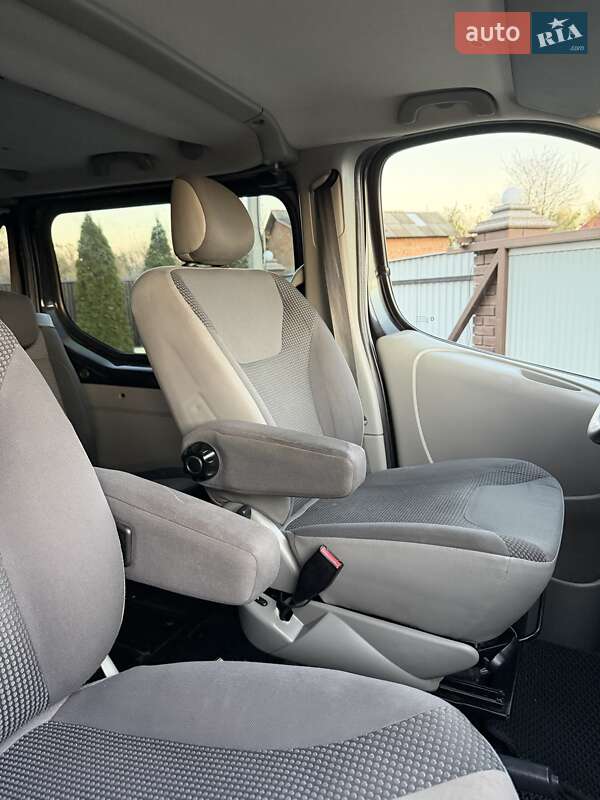 Минивэн Opel Vivaro 2013 в Черновцах фото 60 Минивэн Opel Vivaro 2013 в Черновцах