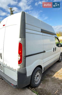 Грузовой фургон Opel Vivaro 2008 в  фото 8 Грузовой фургон Opel Vivaro 2008 в