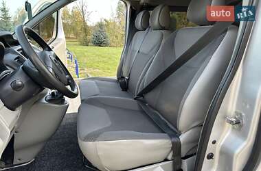 Минивэн Opel Vivaro 2013 в 