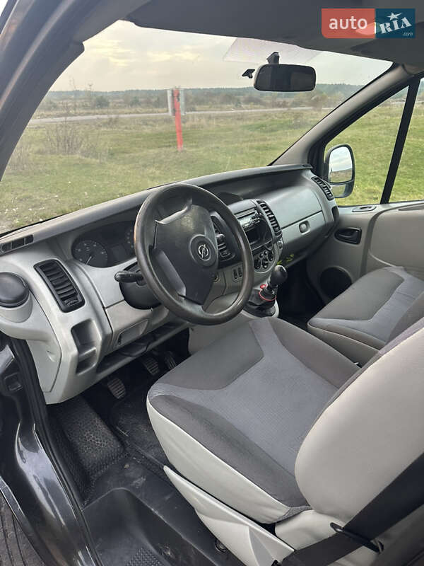 Минивэн Opel Vivaro 2007 в Ровно фото 15 Минивэн Opel Vivaro 2007 в Ровно