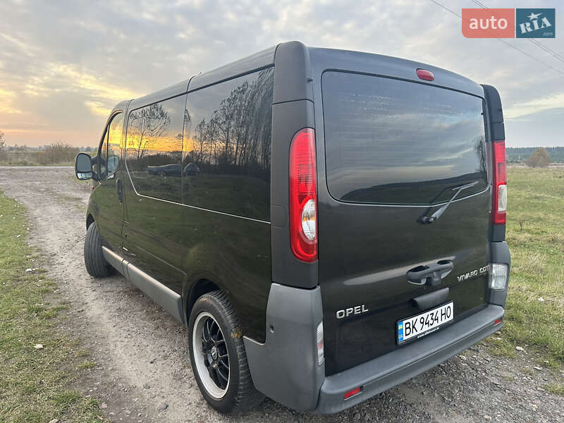 Минивэн Opel Vivaro 2007 в Ровно фото 11 Минивэн Opel Vivaro 2007 в Ровно
