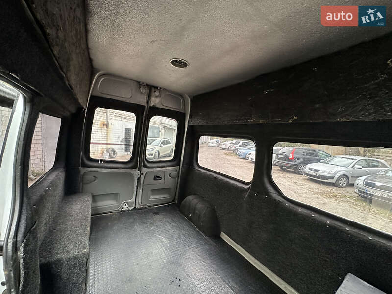 Минивэн Opel Vivaro 2003 в Киеве фото 12 Минивэн Opel Vivaro 2003 в Киеве