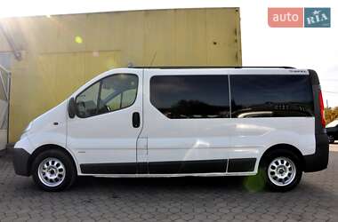 Минивэн Opel Vivaro 2007 в 