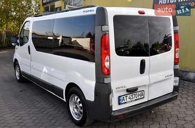 Минивэн Opel Vivaro 2007 в 