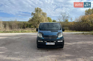 Минивэн Opel Vivaro 2006 в  фото 2 Минивэн Opel Vivaro 2006 в