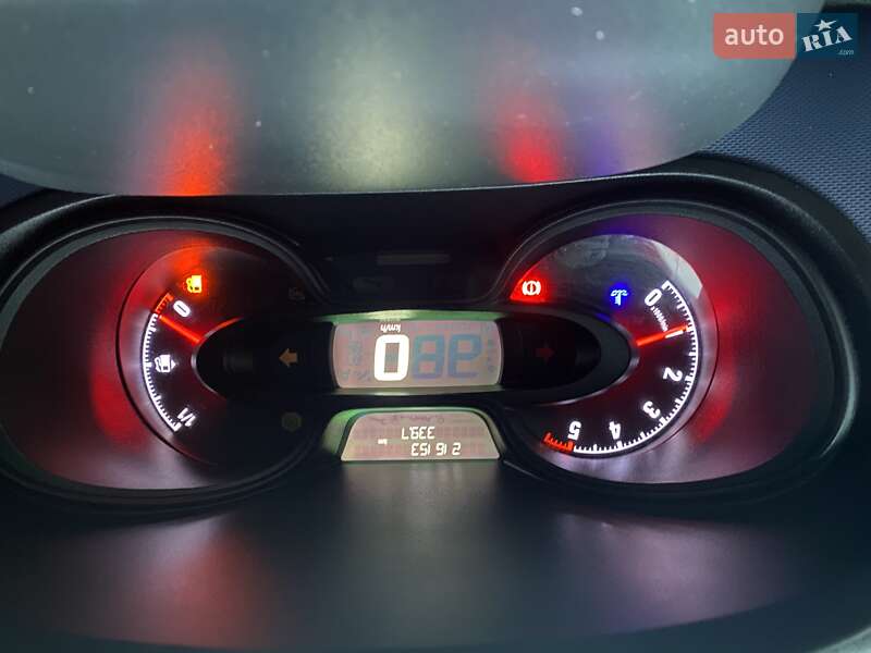 Інші вантажівки Opel Vivaro 2017 в Рівному фото 27 Інші вантажівки Opel Vivaro 2017 в Рівному